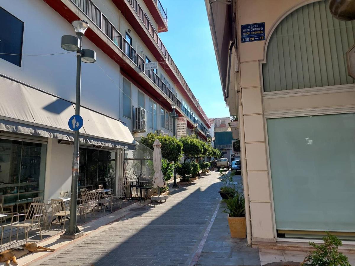 Petmeza Apartment 2 By Dimitropoulos Aigio Exterior photo